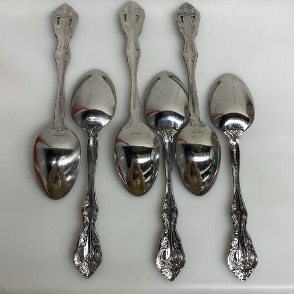 Sold! $24 6 Heirloom Oneida Michelangelo 18/10 Stainless Steel Spoons Teaspoon - Picture 4 of 7
